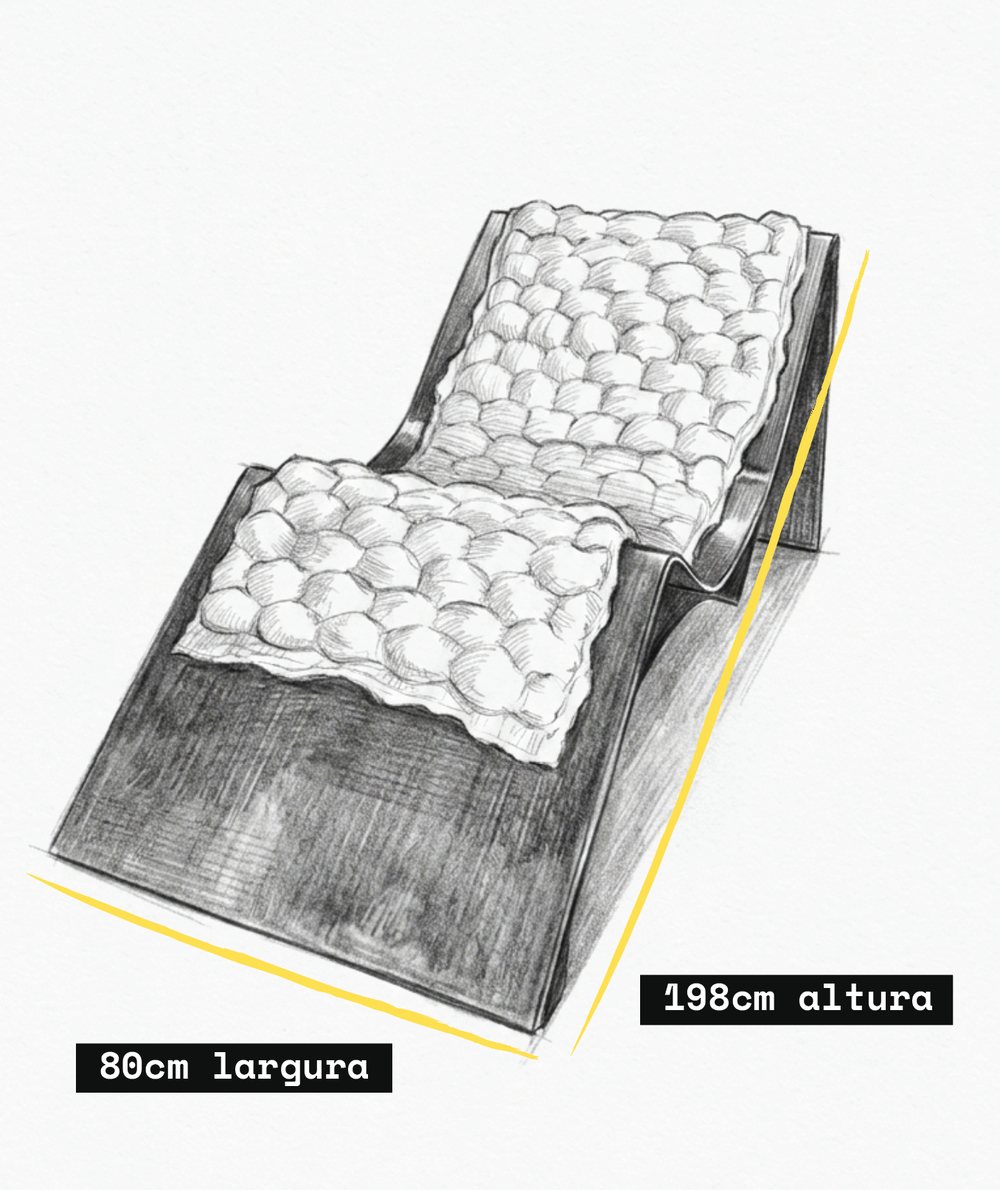 Desenho a lápis da Chaise Antuñes com as cotas: 198 cm de altura e 80 cm de largura